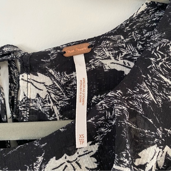 Free People These Dreams Black White Floral Whimsigoth Grunge Mini Dress X-Small - Picture 5 of 6